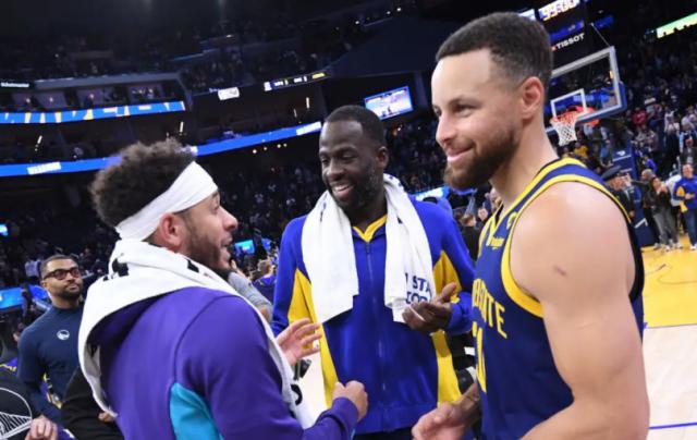 开云下载-勇士黄蜂冲突！两人被驱逐 追梦喷格威引队友大笑